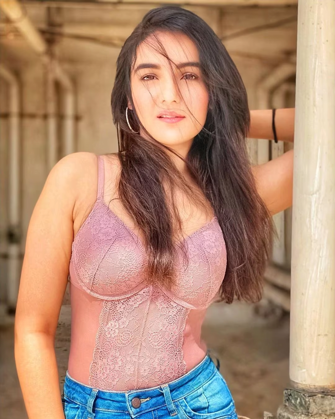 Jasmin Bhasin Age