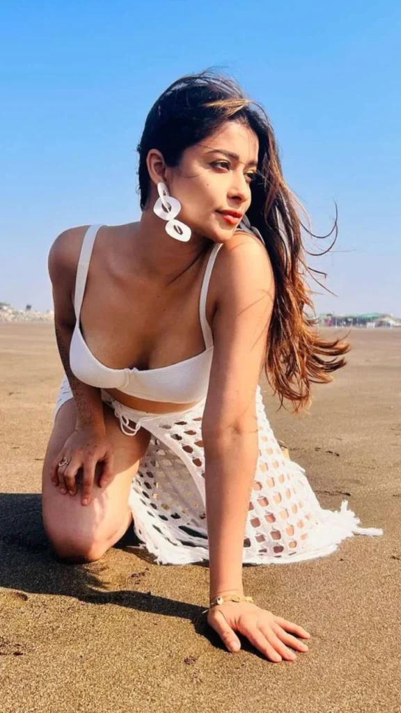 Nyra Banerjee Biography