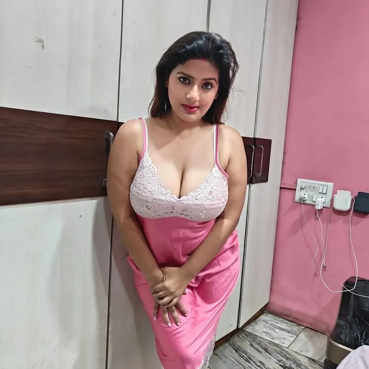 Ayushi Bhowmick Wiki